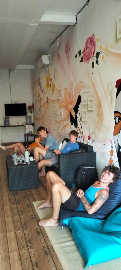 Tara Hostel Batununggul 外观 照片
